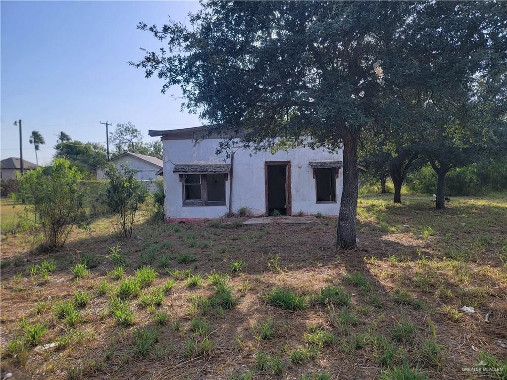 110 S Hill Street, Edcouch, TX 78538