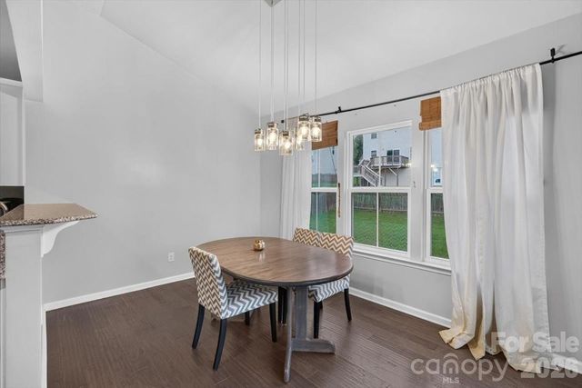3527 Ettrick Place, Charlotte, NC 28278