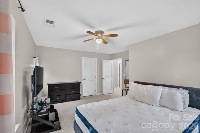 3527 Ettrick Place, Charlotte, NC 28278