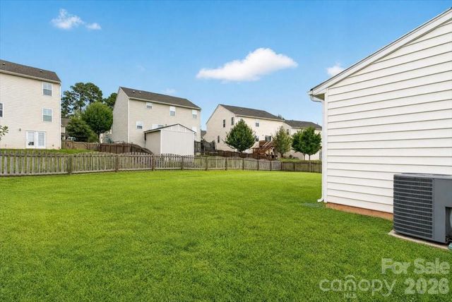 3527 Ettrick Place, Charlotte, NC 28278