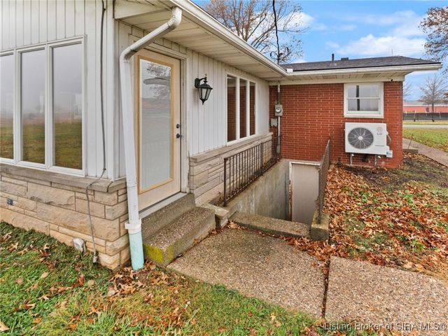 10911 Saint Johns Road, Borden, IN 47106