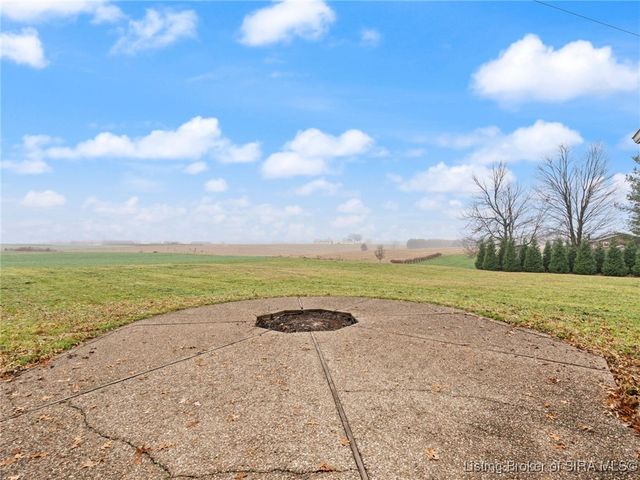 10911 Saint Johns Road, Borden, IN 47106