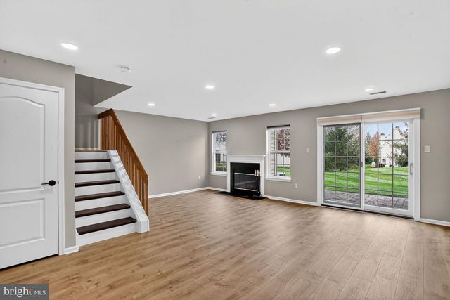 2801 HARVARD CT, North Wales, PA 19454