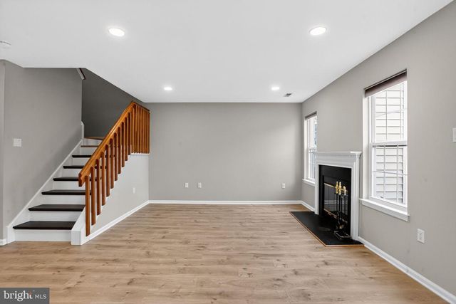 2801 HARVARD CT, North Wales, PA 19454