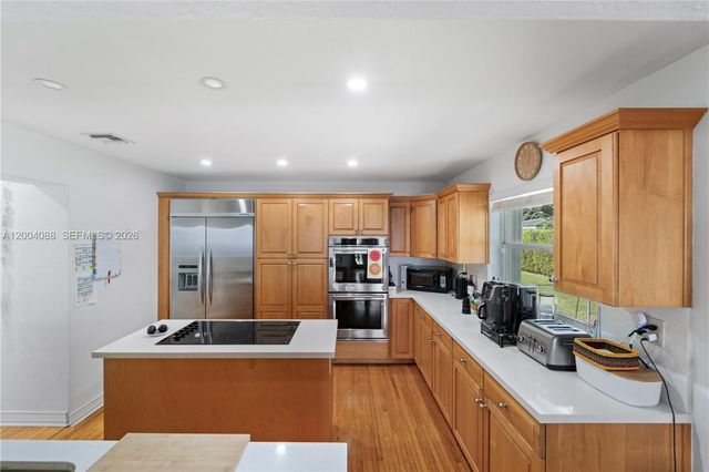 1425 Trillo Ave -, Coral Gables, FL 33146