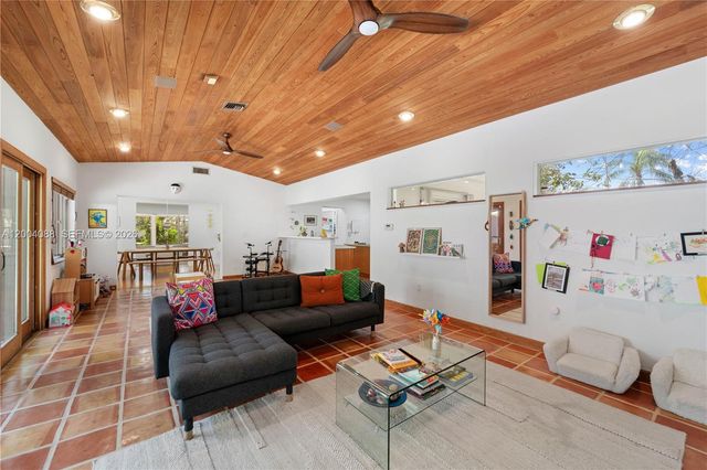 1425 Trillo Ave -, Coral Gables, FL 33146