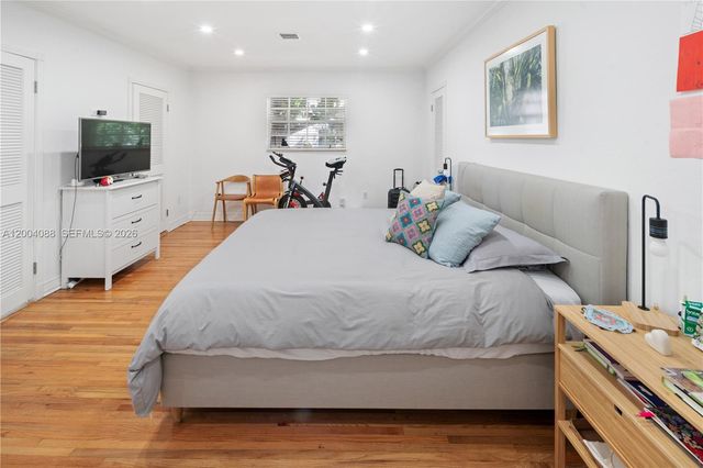 1425 Trillo Ave -, Coral Gables, FL 33146