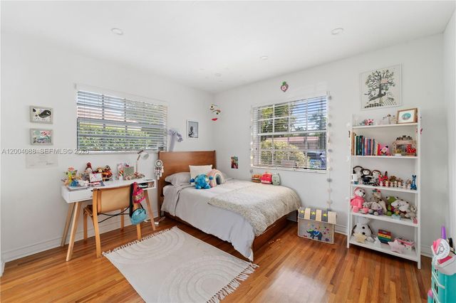 1425 Trillo Ave -, Coral Gables, FL 33146