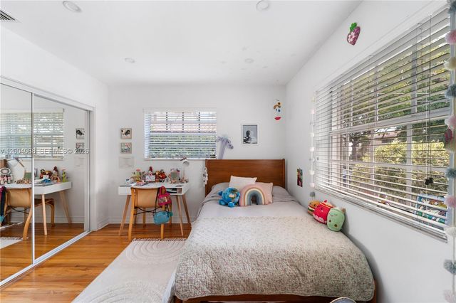 1425 Trillo Ave -, Coral Gables, FL 33146