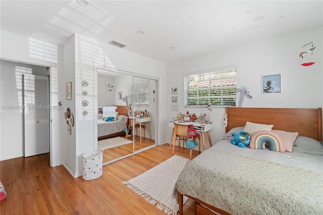 1425 Trillo Ave -, Coral Gables, FL 33146