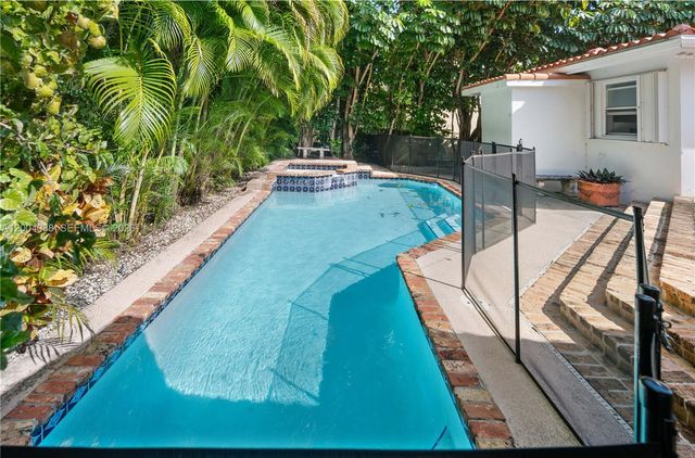 1425 Trillo Ave -, Coral Gables, FL 33146