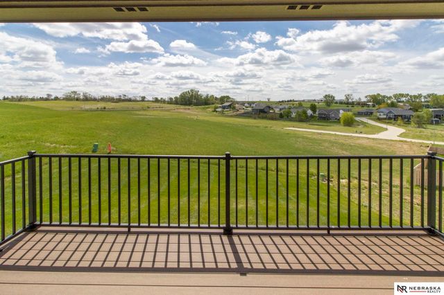 3000 Southern Hills Drive, Blair, NE 68008