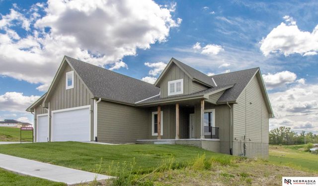 3000 Southern Hills Drive, Blair, NE 68008