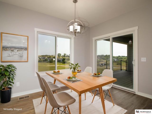 3000 Southern Hills Drive, Blair, NE 68008