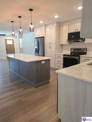 526 Pear Orchard Rd NW, Elizabethtown, KY 42701