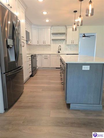 526 Pear Orchard Rd NW, Elizabethtown, KY 42701