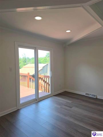 526 Pear Orchard Rd NW, Elizabethtown, KY 42701