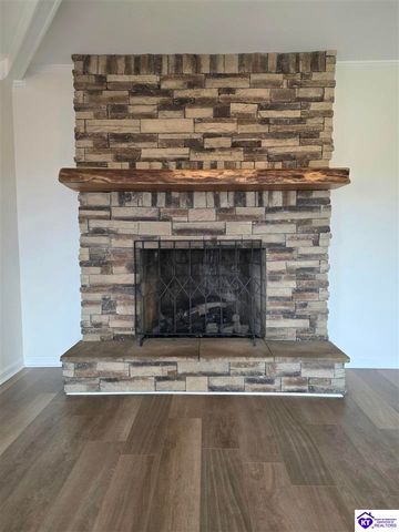 526 Pear Orchard Rd NW, Elizabethtown, KY 42701