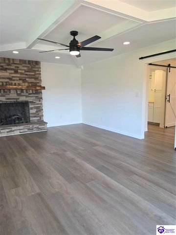 526 Pear Orchard Rd NW, Elizabethtown, KY 42701