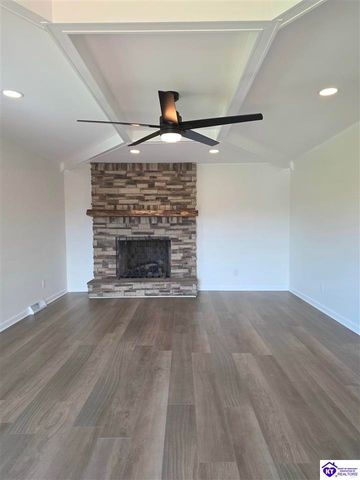 526 Pear Orchard Rd NW, Elizabethtown, KY 42701