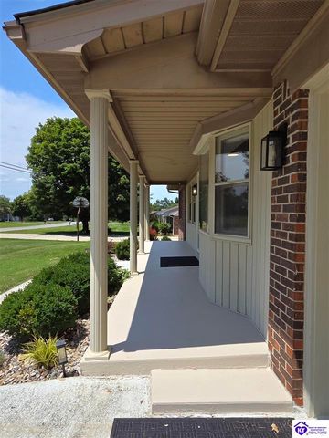 526 Pear Orchard Rd NW, Elizabethtown, KY 42701