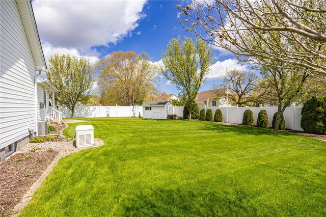 80 Albury Drive, Greece, NY 14626