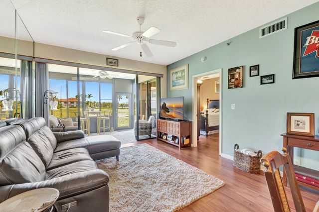 6062 SE Landing Way 2, Stuart, FL 34997