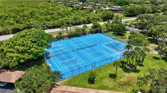6062 SE Landing Way 2, Stuart, FL 34997