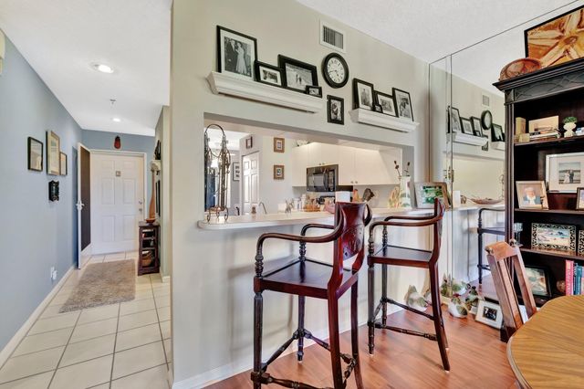 6062 SE Landing Way 2, Stuart, FL 34997