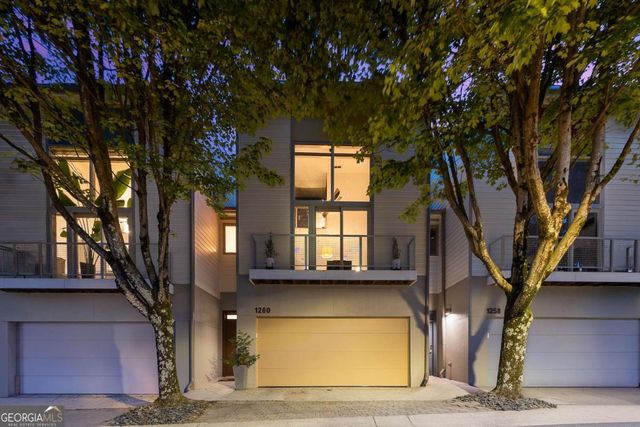 1260 Van Allen Mews NW, Atlanta, GA 30318