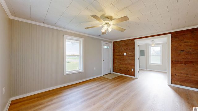 12800 Woodville Road, Kevil, KY 42053