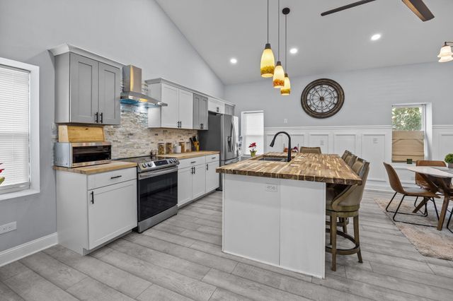 501 Wall Street, Moncks Corner, SC 29461