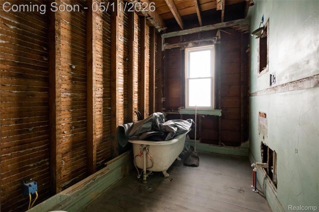 1244 25th Street, Detroit, MI 48216