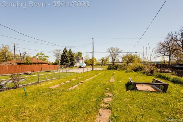 1244 25th Street, Detroit, MI 48216