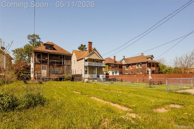 1244 25th Street, Detroit, MI 48216