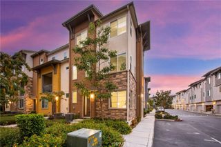 747 Savi 104, Corona, CA 92878