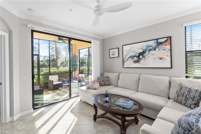 9596 Trevi CT 5418, Naples, FL 34113