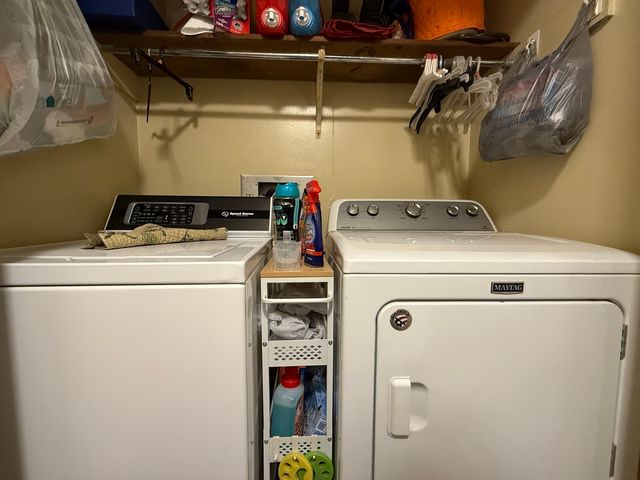 1413 Mckinley Street S, Harrisburg, IL 62946