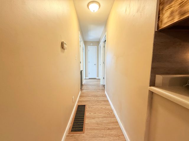 1413 Mckinley Street S, Harrisburg, IL 62946