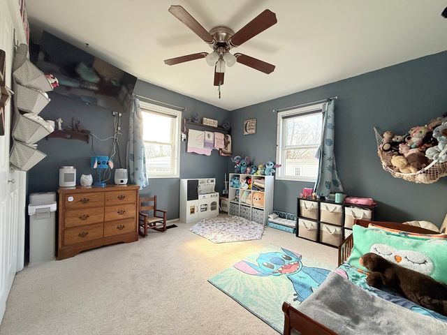 1413 Mckinley Street S, Harrisburg, IL 62946