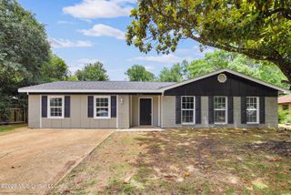 2104 Westgate Parkway, Gautier, MS 39553