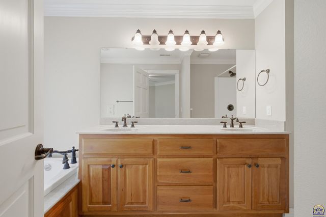 2052 Stephen Court, Manhattan, KS 66503