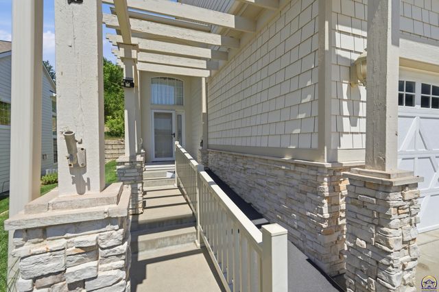 2052 Stephen Court, Manhattan, KS 66503