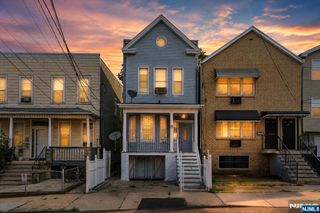 86 Clendenny Avenue, Jersey City, NJ 07304