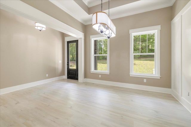 5681 Iola Cres Drive, Tallahassee, FL 32309