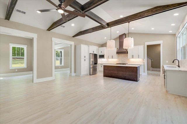 5681 Iola Cres Drive, Tallahassee, FL 32309