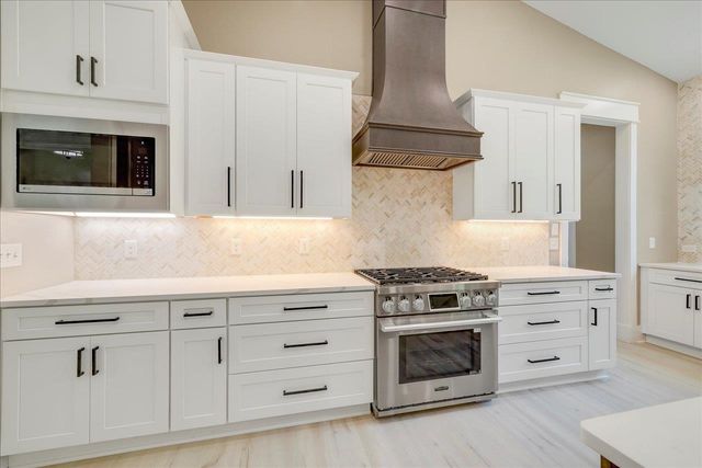 5681 Iola Cres Drive, Tallahassee, FL 32309