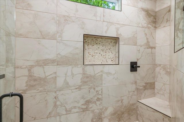 5681 Iola Cres Drive, Tallahassee, FL 32309