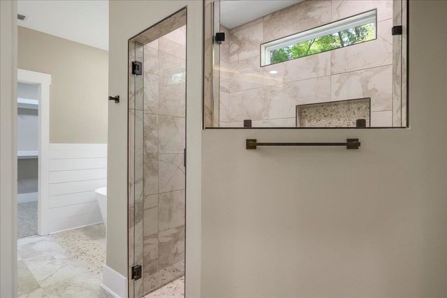 5681 Iola Cres Drive, Tallahassee, FL 32309