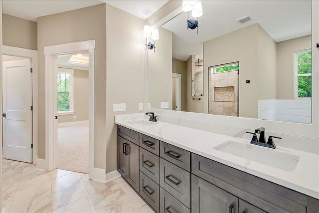 5681 Iola Cres Drive, Tallahassee, FL 32309